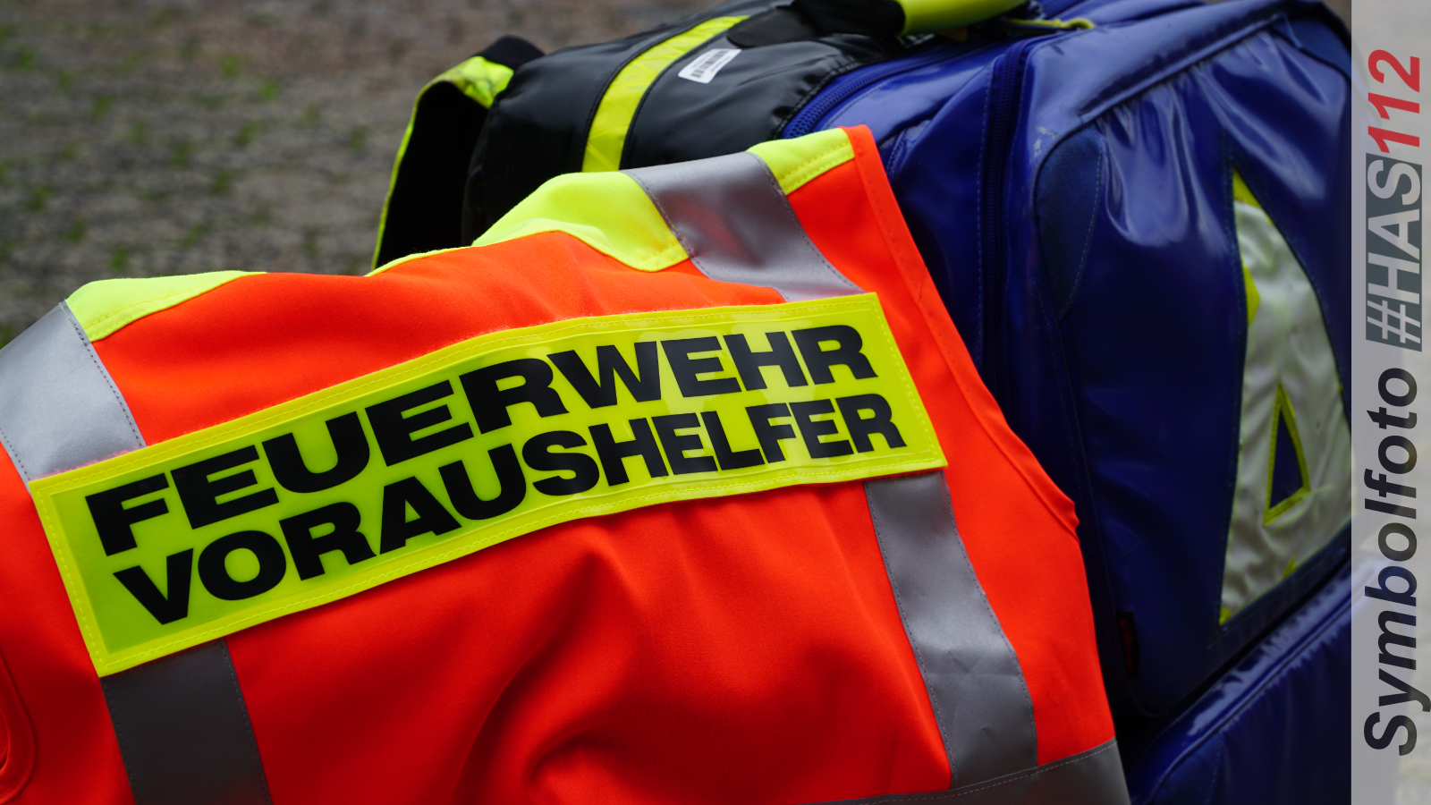 Schriftzug Symbolfoto mit Bild 16 zu 9