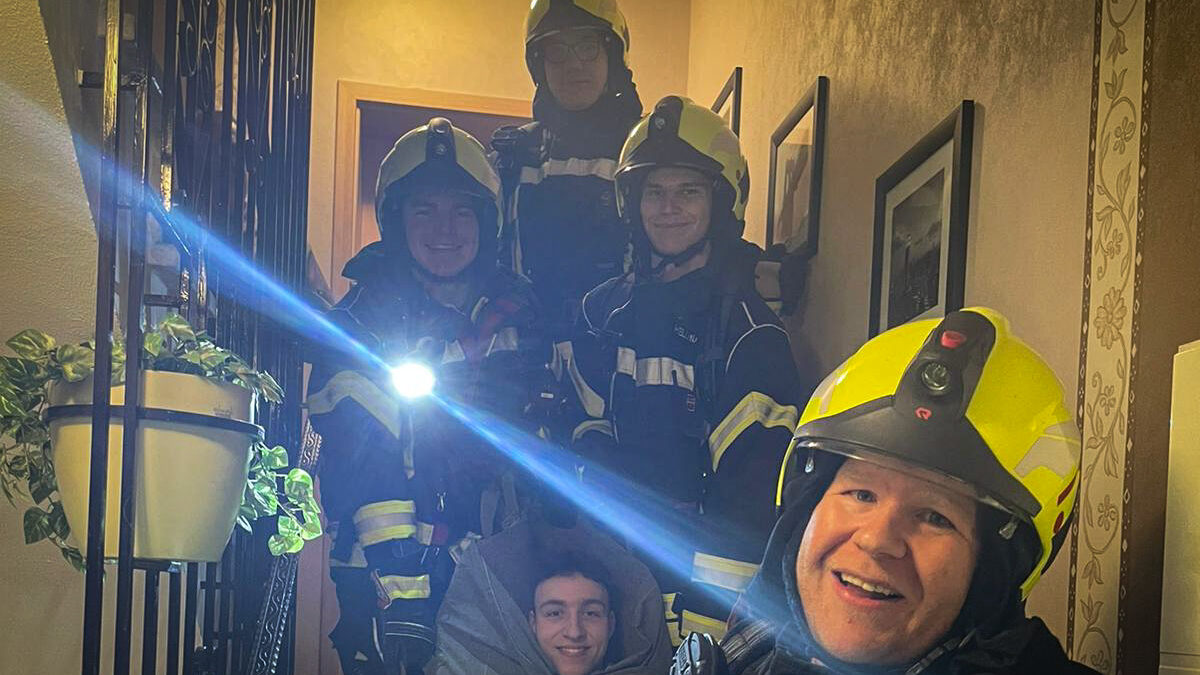 7975925a-dfb1-41c4-9a57-2a2a93e00593